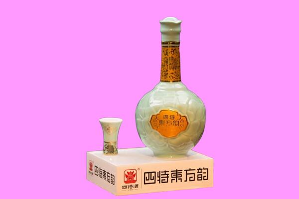 防城港市回收四特酒.jpg